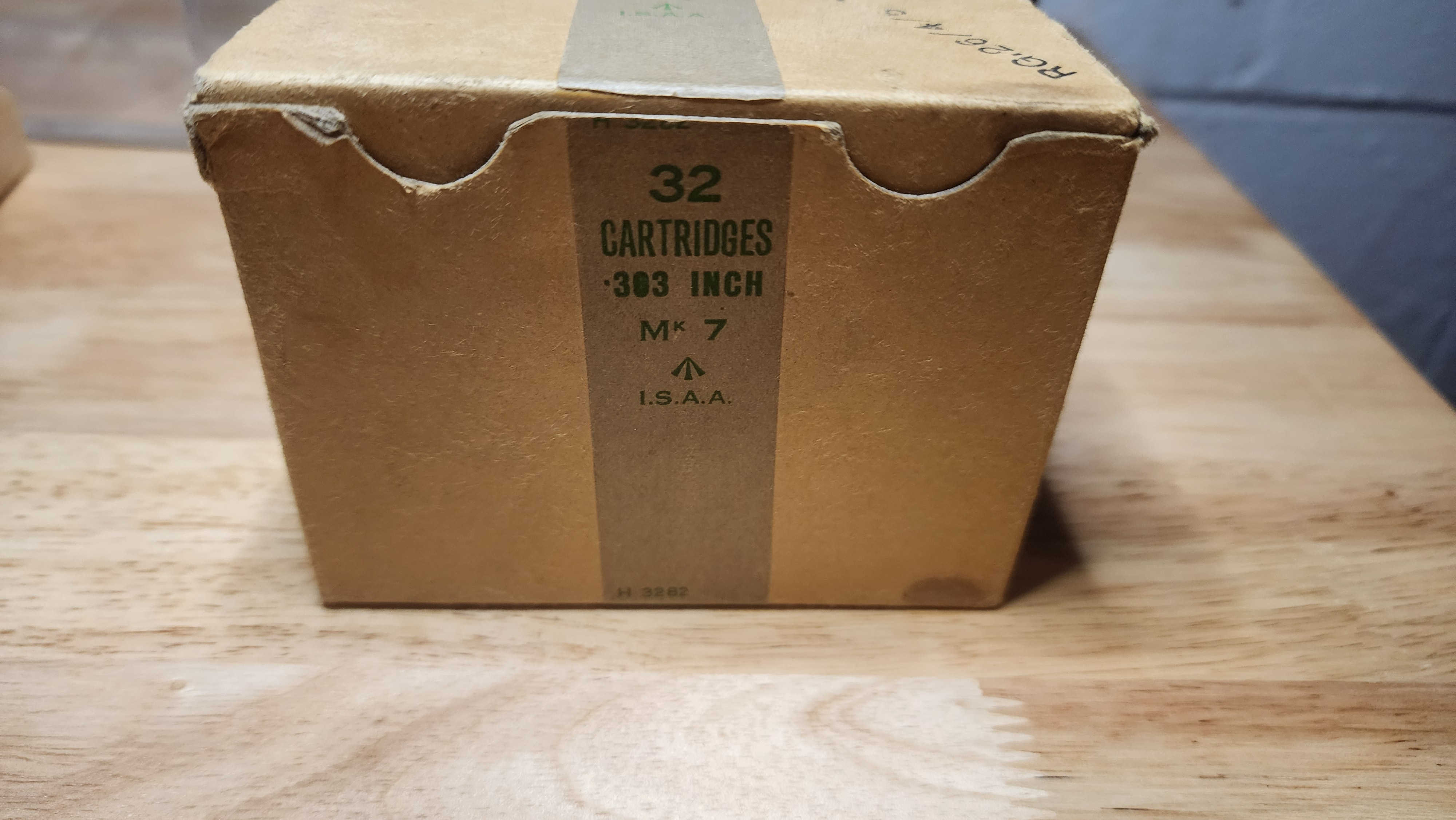 Top label of the R↑L 1941 .303 Mk VII box