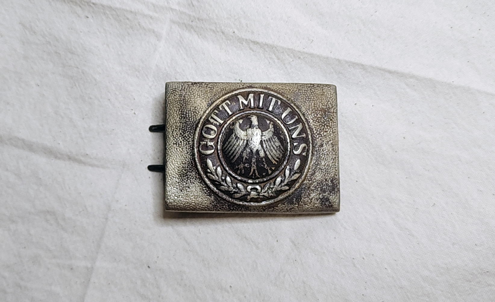 Front of the Reichswehr Army buckle with Weimar-style eagle, GOTT MIT UNS inscription, and laurel branches