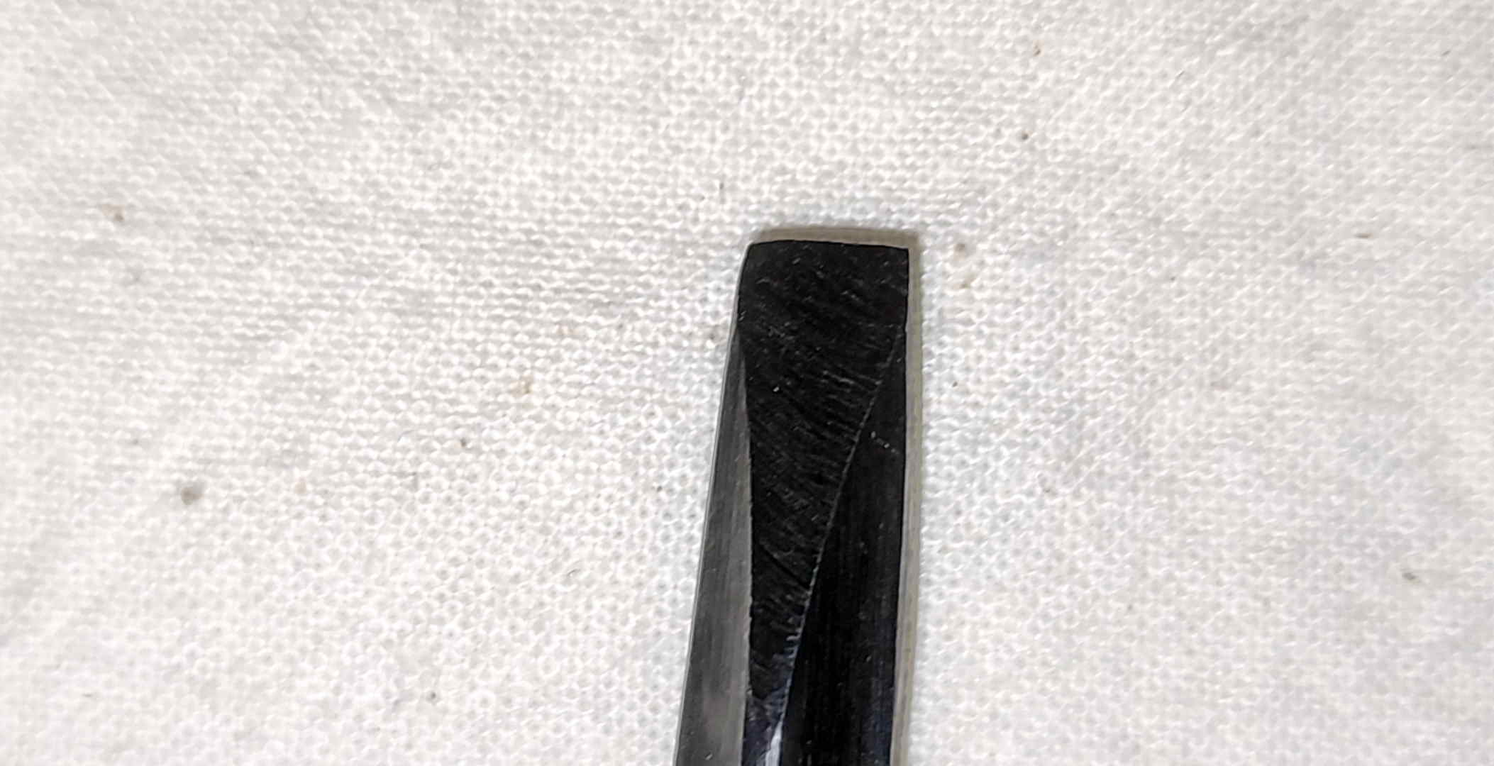 Unmarred screwdriver tip on the Mosin-Nagant M1891/30 socket bayonet